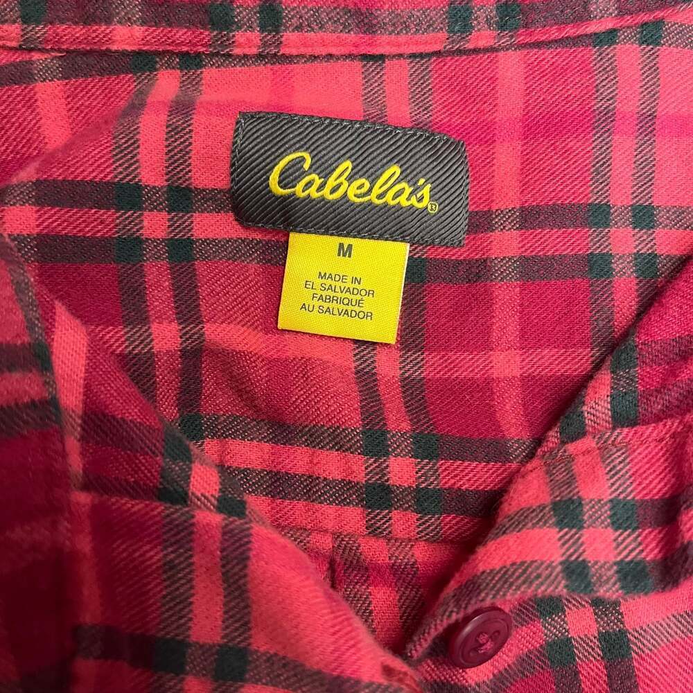 Cabela's - Picture 3 of 4